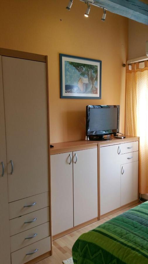 Tri Palme Apartment Prvic Sepurine Exterior foto