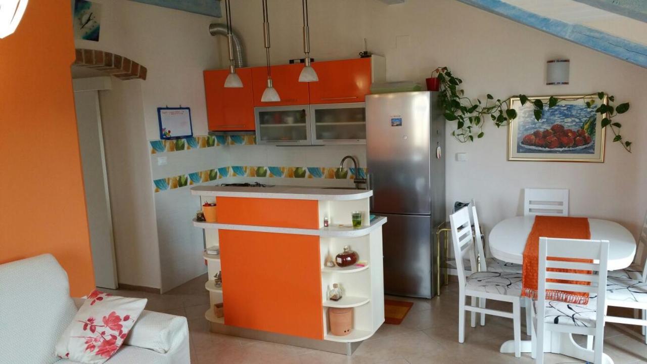 Tri Palme Apartment Prvic Sepurine Exterior foto