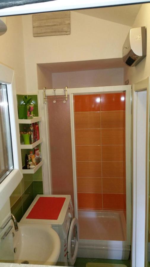 Tri Palme Apartment Prvic Sepurine Exterior foto