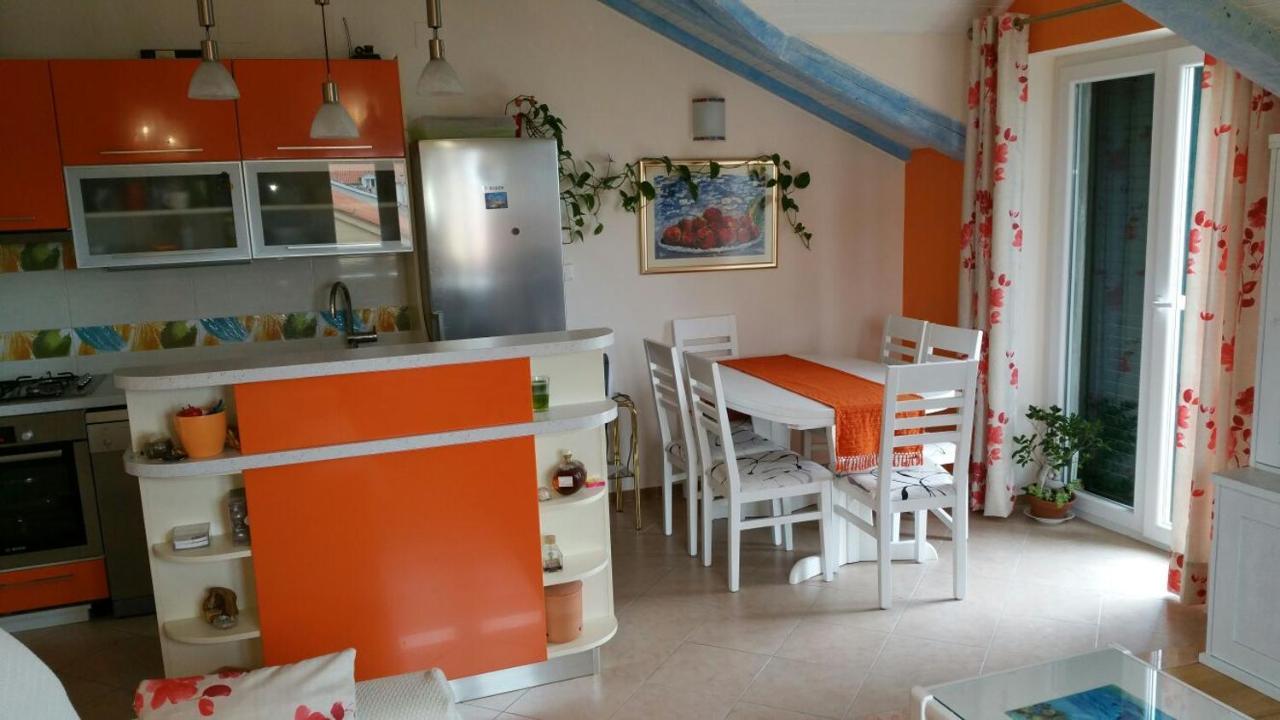 Tri Palme Apartment Prvic Sepurine Exterior foto